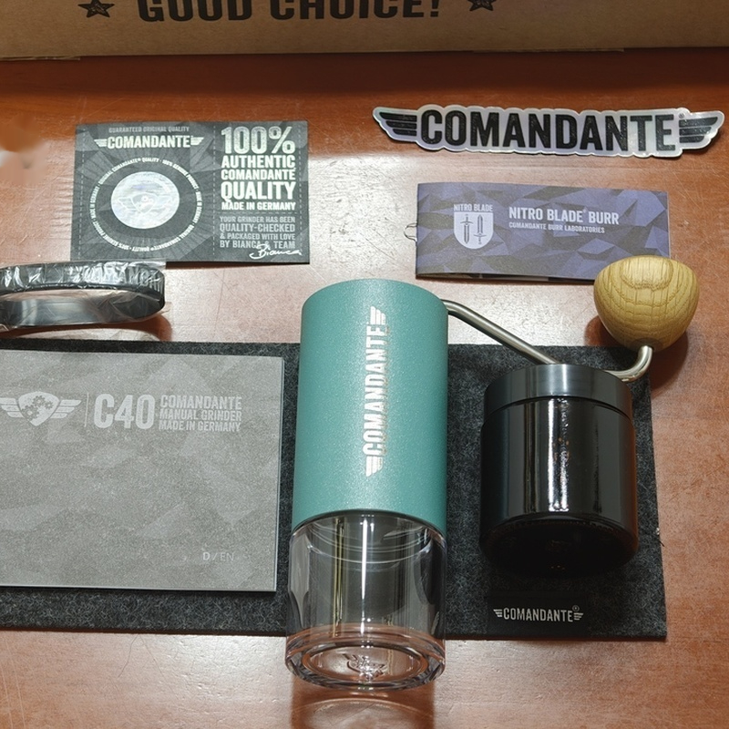 Comandante C40 Mk4 Manual Coff - Burr Hand Grinder recension och pris